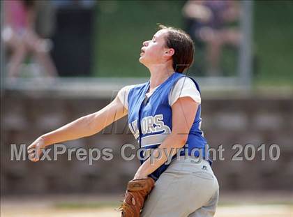 Thumbnail 1 in Pearl River vs. Hendrick Hudson (Section 1 Class A Final) photogallery.