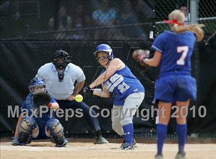 Thumbnail 3 in Pearl River vs. Hendrick Hudson (Section 1 Class A Final) photogallery.
