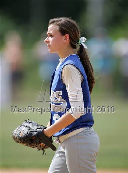 Thumbnail 1 in Pearl River vs. Hendrick Hudson (Section 1 Class A Final) photogallery.