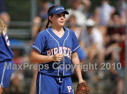 Thumbnail 1 in Pearl River vs. Hendrick Hudson (Section 1 Class A Final) photogallery.