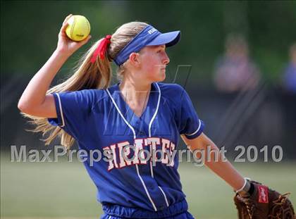 Thumbnail 1 in Pearl River vs. Hendrick Hudson (Section 1 Class A Final) photogallery.