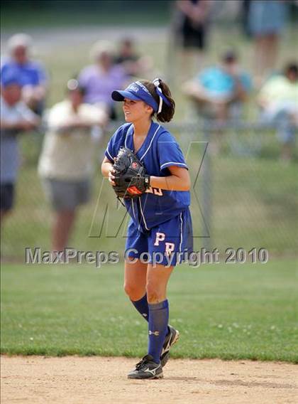 Thumbnail 1 in Pearl River vs. Hendrick Hudson (Section 1 Class A Final) photogallery.