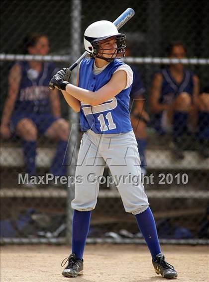 Thumbnail 2 in Pearl River vs. Hendrick Hudson (Section 1 Class A Final) photogallery.