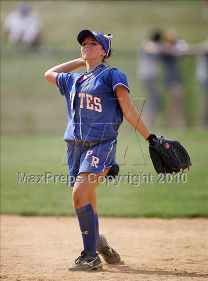 Thumbnail 2 in Pearl River vs. Hendrick Hudson (Section 1 Class A Final) photogallery.