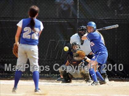Thumbnail 2 in Pearl River vs. Hendrick Hudson (Section 1 Class A Final) photogallery.