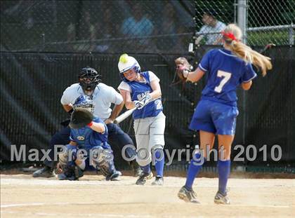 Thumbnail 1 in Pearl River vs. Hendrick Hudson (Section 1 Class A Final) photogallery.