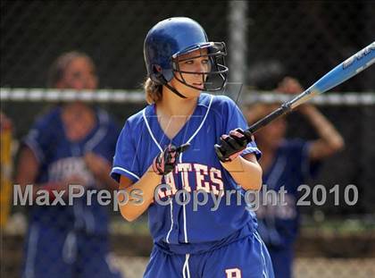 Thumbnail 3 in Pearl River vs. Hendrick Hudson (Section 1 Class A Final) photogallery.