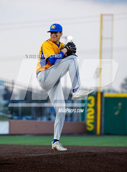 Thumbnail 3 in Beechwood vs Newport Central Catholic (All A Classic) photogallery.