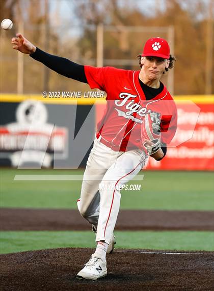 Thumbnail 1 in Beechwood vs Newport Central Catholic (All A Classic) photogallery.