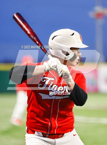 Thumbnail 2 in Beechwood vs Newport Central Catholic (All A Classic) photogallery.