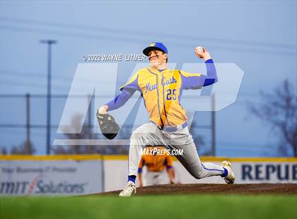 Thumbnail 1 in Beechwood vs Newport Central Catholic (All A Classic) photogallery.
