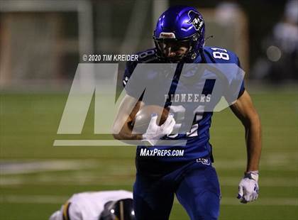 Thumbnail 2 in Eastern Lebanon County vs. Lampeter-Strasburg (PIAA 4A Semifinal) photogallery.