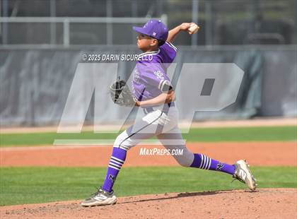 Thumbnail 1 in North Canyon vs Skyline (Pinon/Huffman Memorial Invitational) photogallery.