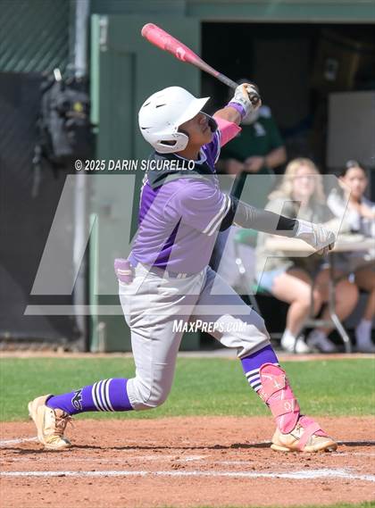 Thumbnail 2 in North Canyon vs Skyline (Pinon/Huffman Memorial Invitational) photogallery.