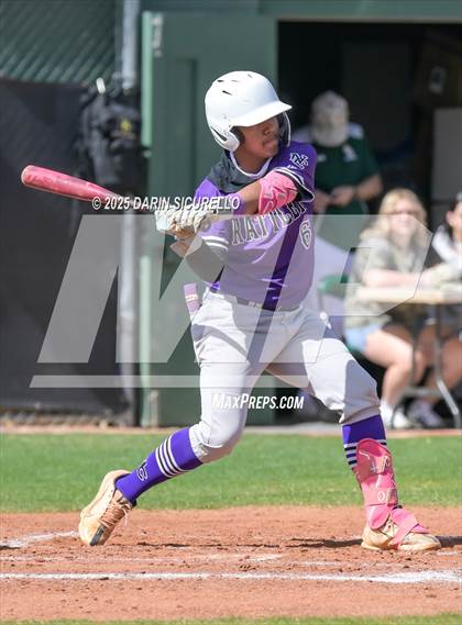 Thumbnail 1 in North Canyon vs Skyline (Pinon/Huffman Memorial Invitational) photogallery.