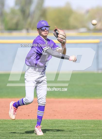 Thumbnail 2 in North Canyon vs Skyline (Pinon/Huffman Memorial Invitational) photogallery.