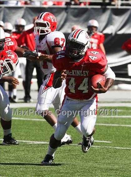 Thumbnail 3 in Wayne vs. McKinley (Kirk Herbstreit National Kickoff Classic) photogallery.