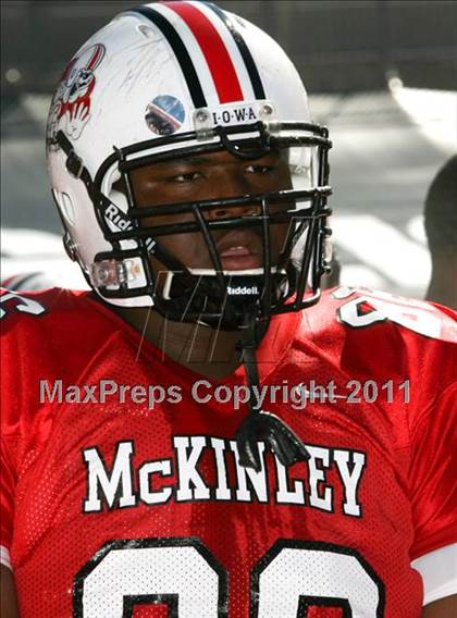Thumbnail 2 in Wayne vs. McKinley (Kirk Herbstreit National Kickoff Classic) photogallery.