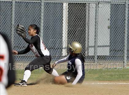 Thumbnail 1 in Lincoln vs. Birmingham (Valley Classic) photogallery.