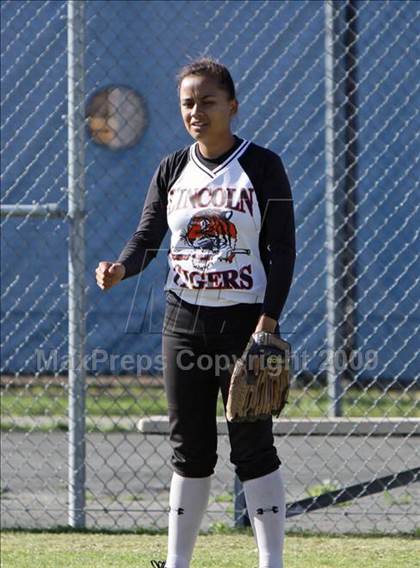 Thumbnail 2 in Lincoln vs. Birmingham (Valley Classic) photogallery.