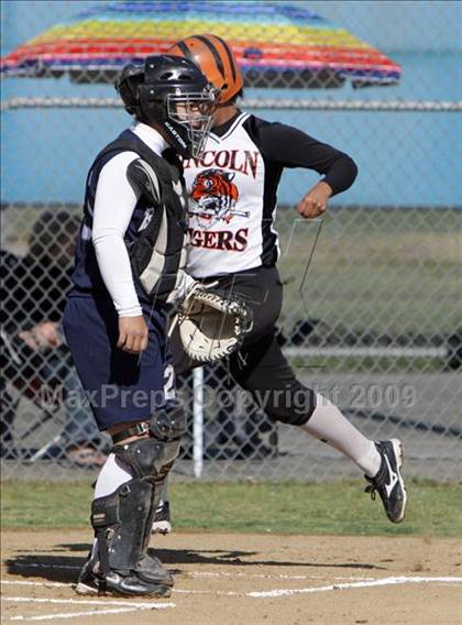 Thumbnail 3 in Lincoln vs. Birmingham (Valley Classic) photogallery.