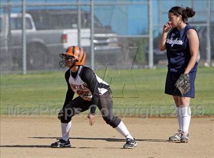 Thumbnail 3 in Lincoln vs. Birmingham (Valley Classic) photogallery.