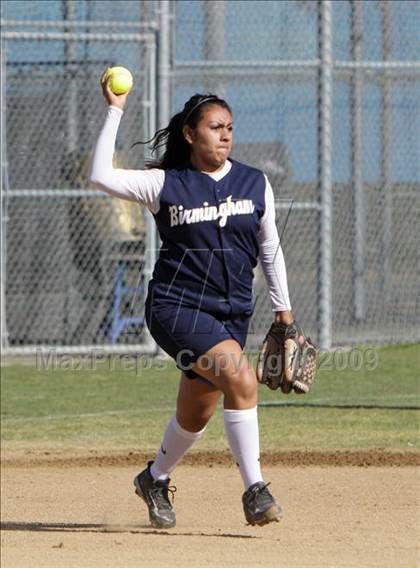 Thumbnail 1 in Lincoln vs. Birmingham (Valley Classic) photogallery.
