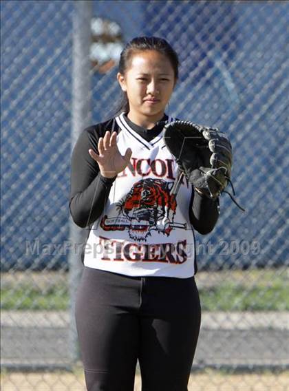 Thumbnail 1 in Lincoln vs. Birmingham (Valley Classic) photogallery.