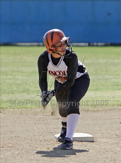 Thumbnail 3 in Lincoln vs. Birmingham (Valley Classic) photogallery.