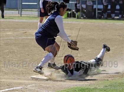Thumbnail 3 in Lincoln vs. Birmingham (Valley Classic) photogallery.