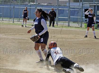 Thumbnail 3 in Lincoln vs. Birmingham (Valley Classic) photogallery.