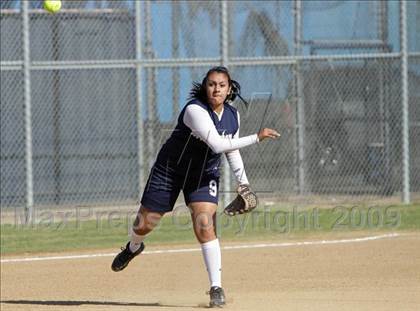Thumbnail 1 in Lincoln vs. Birmingham (Valley Classic) photogallery.