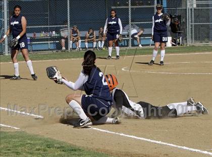 Thumbnail 1 in Lincoln vs. Birmingham (Valley Classic) photogallery.