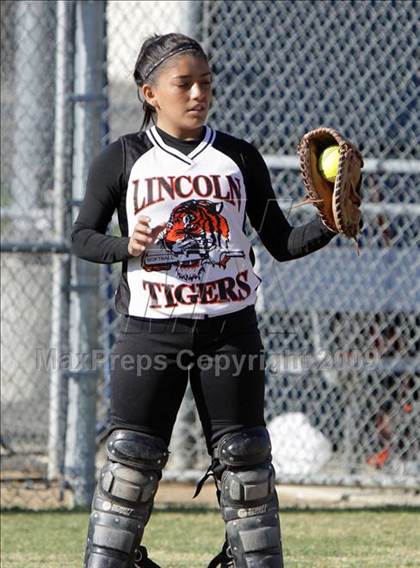 Thumbnail 3 in Lincoln vs. Birmingham (Valley Classic) photogallery.