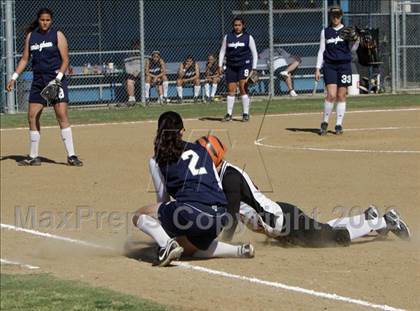 Thumbnail 2 in Lincoln vs. Birmingham (Valley Classic) photogallery.