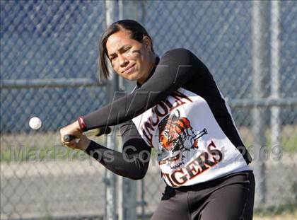 Thumbnail 3 in Lincoln vs. Birmingham (Valley Classic) photogallery.