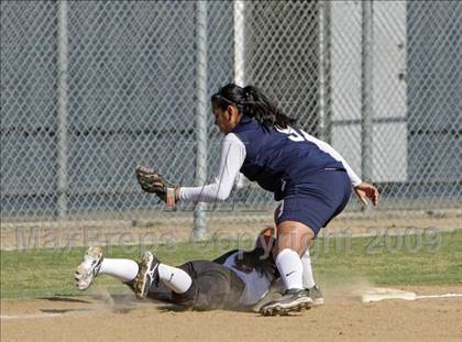 Thumbnail 2 in Lincoln vs. Birmingham (Valley Classic) photogallery.