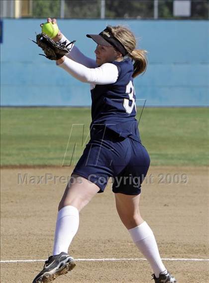 Thumbnail 2 in Lincoln vs. Birmingham (Valley Classic) photogallery.