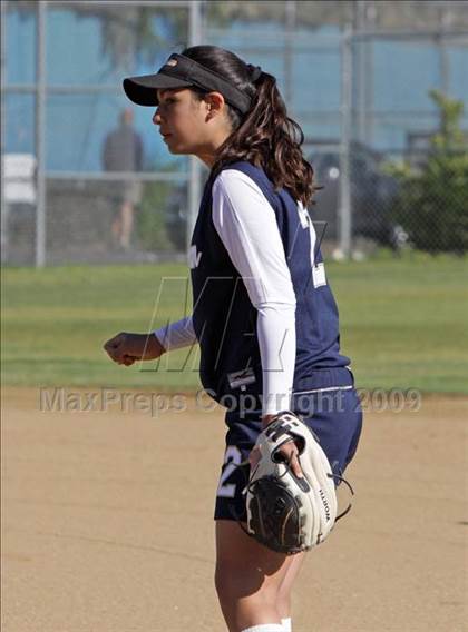 Thumbnail 2 in Lincoln vs. Birmingham (Valley Classic) photogallery.