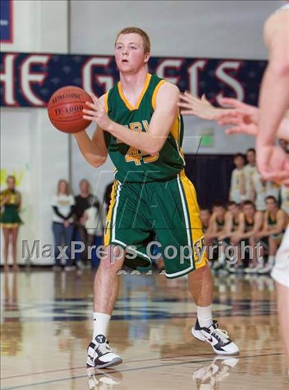 Thumbnail 1 in De La Salle vs. San Ramon Valley (CIF NCS Playoffs) photogallery.