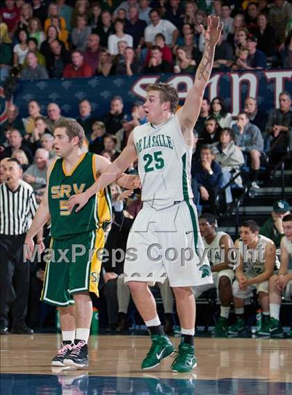 Thumbnail 2 in De La Salle vs. San Ramon Valley (CIF NCS Playoffs) photogallery.