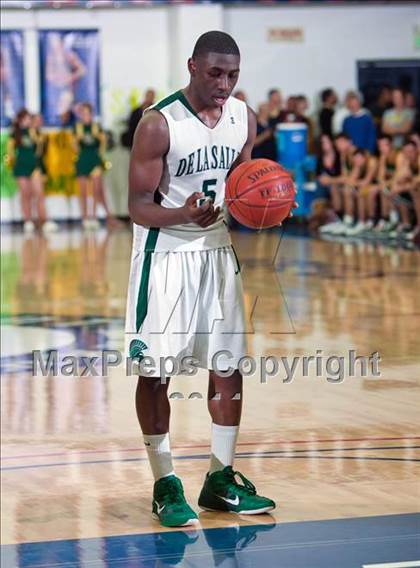 Thumbnail 2 in De La Salle vs. San Ramon Valley (CIF NCS Playoffs) photogallery.