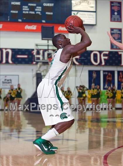 Thumbnail 1 in De La Salle vs. San Ramon Valley (CIF NCS Playoffs) photogallery.