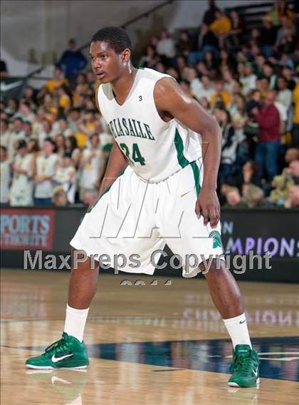 Thumbnail 2 in De La Salle vs. San Ramon Valley (CIF NCS Playoffs) photogallery.