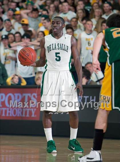 Thumbnail 2 in De La Salle vs. San Ramon Valley (CIF NCS Playoffs) photogallery.