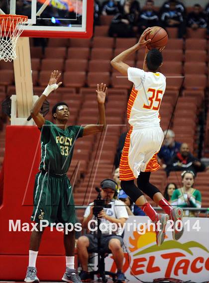 Thumbnail 2 in Long Beach Poly vs. Mission Viejo (CIF SS 1AA Final) photogallery.