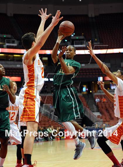 Thumbnail 2 in Long Beach Poly vs. Mission Viejo (CIF SS 1AA Final) photogallery.