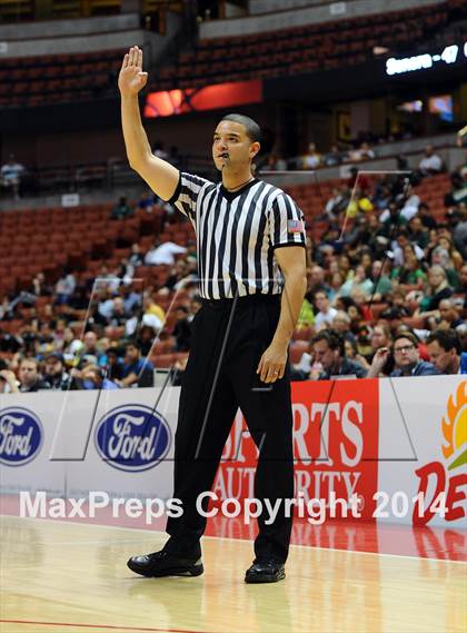 Thumbnail 2 in Long Beach Poly vs. Mission Viejo (CIF SS 1AA Final) photogallery.