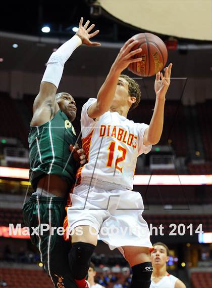 Thumbnail 1 in Long Beach Poly vs. Mission Viejo (CIF SS 1AA Final) photogallery.
