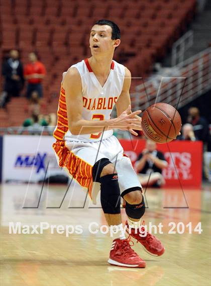 Thumbnail 3 in Long Beach Poly vs. Mission Viejo (CIF SS 1AA Final) photogallery.